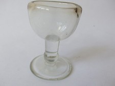 Ancien rince oeil - oeillère optique médecine   (27453)