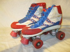 Ancienne PAIRE de PATINS CHAUSSURES À ROULETTES HOLY T10 DÉCO USA Roller Skates