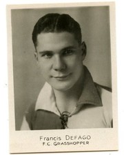 PHOTO SPORT AU FORMAT 7 cm x 5 cm FOOTBALL FC GRASSHOPPER / FRANCIS DEFAGO