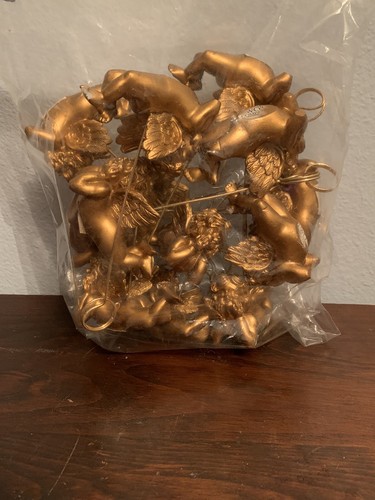 Twos company gold - company,