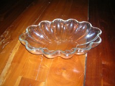 UNE COUPE A FRUIT EN CRISTAL