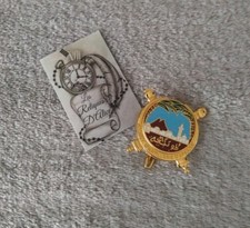 Insigne / pucelle 62 e