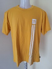 T-SHIRT TAILLE M MARQUE ADIDAS COULEUR JAUNE