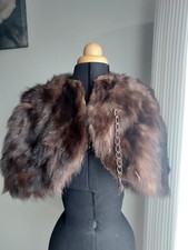 Etole, Cape En Fourrure de