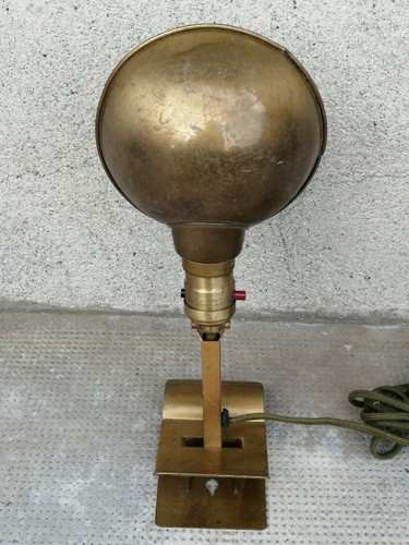 Ancienne applique agrafe