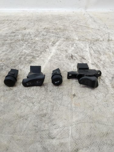 Série boutons pour derby - de,