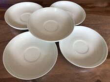 5 Assiettes ou sous tasses