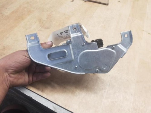 Moteur essuie glace arriere