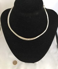 TORQUE EN METAL/ STYLE ETHNIQUE/ MARQUE RIGAUX FRANCE/ ANNEES 2000