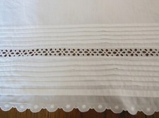 Ancien drap plat broderie