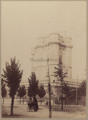 Vincennes donjon poussette - le,