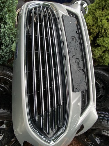 Calandre grille supérieure - calandre,