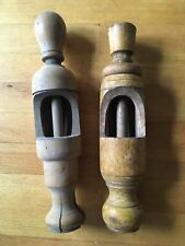 2 outils anciens: appareils à boucher les bouteilles en bois / embouteilleuse