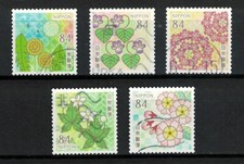 JAPON 2024 PRINTEMPS SALUTATIONS MOTIFS FLEURS 84 YENS COMP. LOT DE 5 TIMBRES...