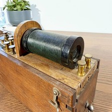 Inducteur Ruhmkorff ancien –