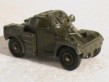 mitrailleuse sur pneus:DINKY
