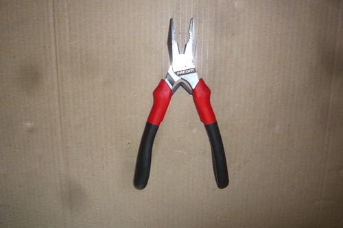 Pince universelle gainée - pince,
