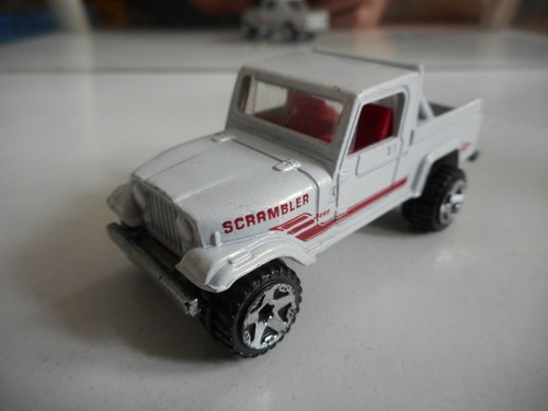 Hotwheels jeep scrambler - jeep, en