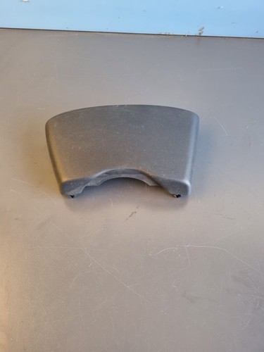 Renault clio cache colonne - /,