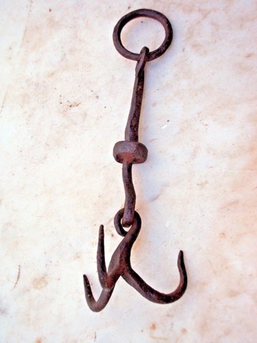 Ancien petit grappin fer