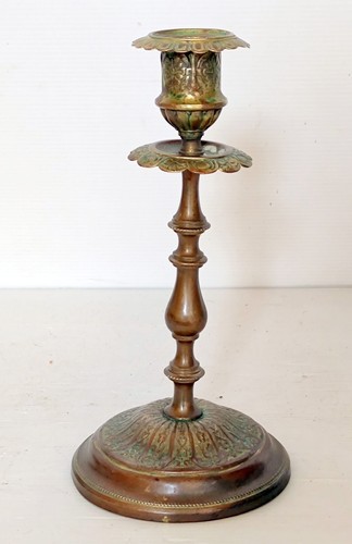 Bougeoir bronze cisele - bronze, epoque