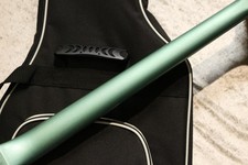 Basse électrique verte