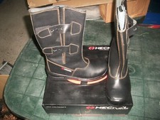 paire de botte de sécurité , neuve, pointure 35, marque heckel