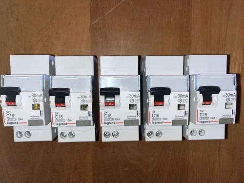 Disjoncteur differentiel 16a - differentiel,