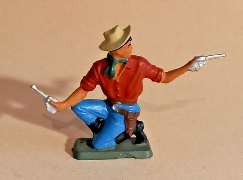 Starlux cow boy brandissant - starlux,