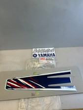 1 sticker graphique 1 garde