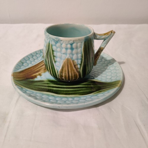 Tasse barbotine ancienne a - tasse,