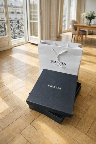 Boite prada rigide - prada,