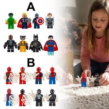 8pcs Figurines Miniatures