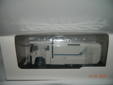 RENAULT VLE BLANC POLICE