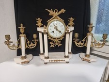 garniture de cheminée