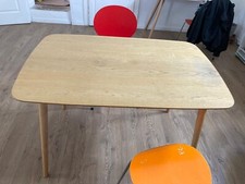 Grande table à manger en bois, idéale pour 4 à 6 personnes, pieds démontables