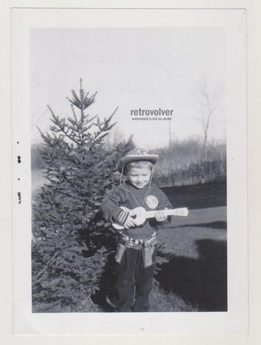 Minuscule cowboy serenade - serenade, boy
