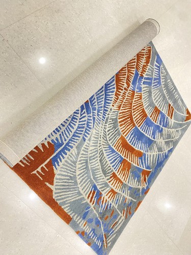 Tapis touffeté main - tapis,