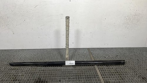 Baguette porte avant gauche - porte,