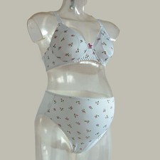 SOUTIEN GORGE D'ALLAITEMENT ET 2 CULOTTES ASSORTIES NURSING BRA VOEDINGSBEHA