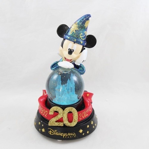 Snow globe musical lumineux
