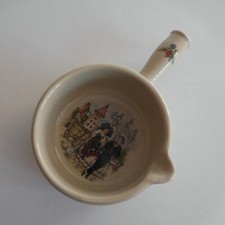 Verseuse écuelle récipient