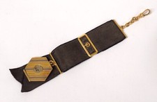 Petit coupe-cigare or massif 18K tête aigle ruban PB 15,40gr XIXème siècle