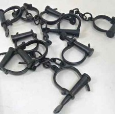 LOT DE 5 menottes en métal manilles en fer menottes avec chaîne ancienne