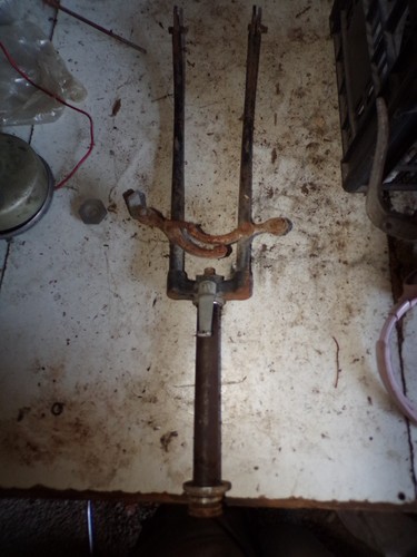 Fourche av3 motobecane - fourche,