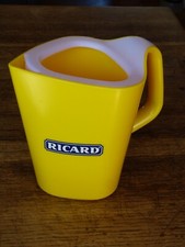 Carafe ou Broc en Plastique  Jaune RICARD Collection