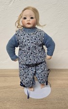 Poupée d'artiste porcelaine