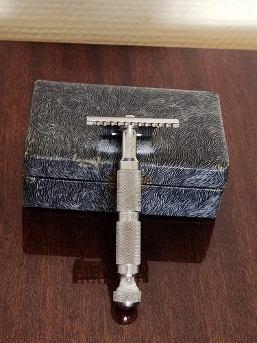 Ancien rasoir sûreté mf - de,