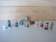 11 FÈVES SANTONS PERSONNAGES