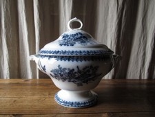 Soupière ancienne en faience